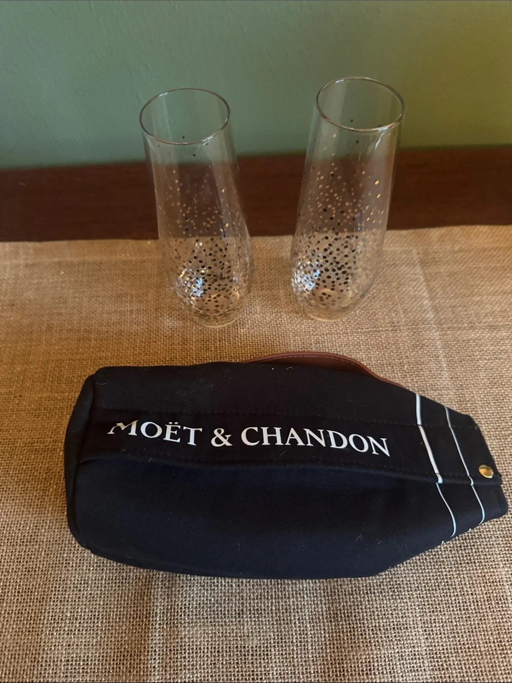 Moët & Chandon Black Insulated Champagne Cooler & 2 Stemless Flutes